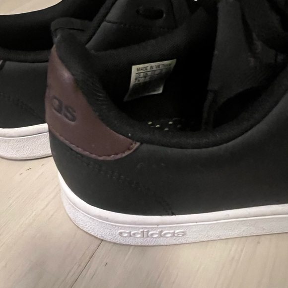 Men’s Adidas leisure tennis’s shoe size 7 1/2. - Picture 3 of 6